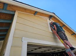 How To Choose The Right Materials for Your Siding Installation in 'Fletcher, NC